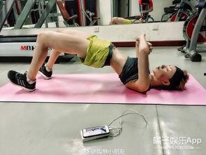 明星健身包,揭秘健身达人的私藏装备清单
